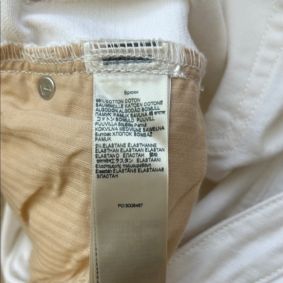 7 For All Mankind Megaflare White Jeans | 31 - Picture 8 of 10